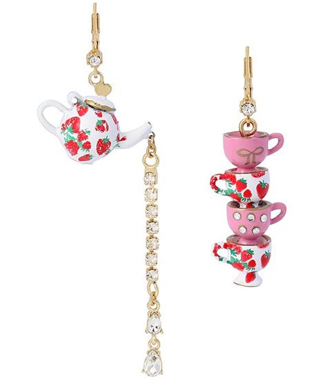 betsey johnson jewelry outlet